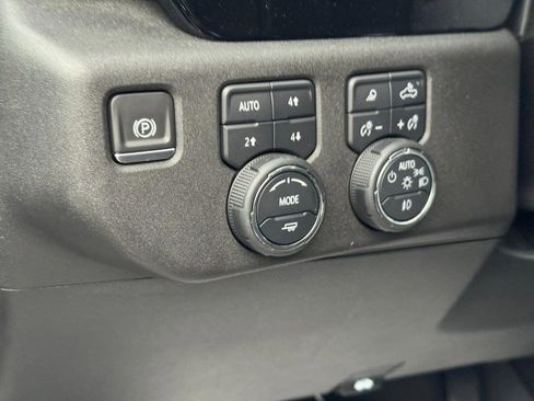 Used 2024 Chevrolet Silverado 1500 LTZ w/ Z71 Off-Road Package image 17