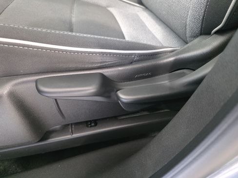 Used 2021 Chevrolet TrailBlazer LS FWD image 13