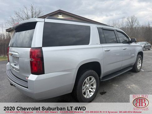 Used 2020 Chevrolet Suburban LT image 3