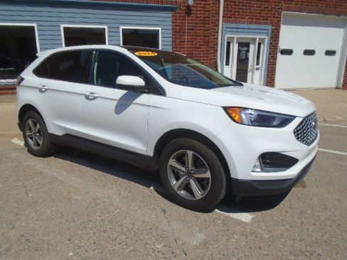 Used 2024 Ford Edge SEL w/ Convenience Package AWD/4WD image 13