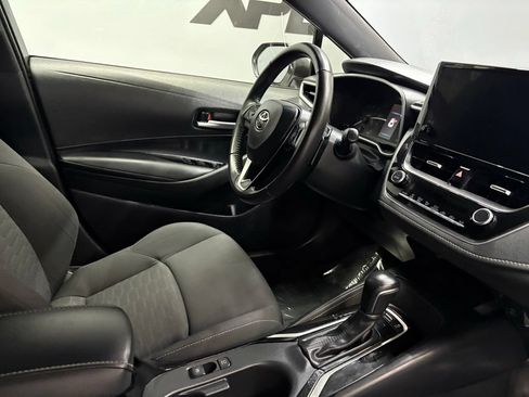 Used 2024 Toyota Corolla SE w/ SE Package FWD image 39