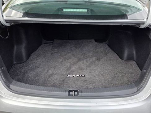 Used 2023 Toyota Corolla LE image 34