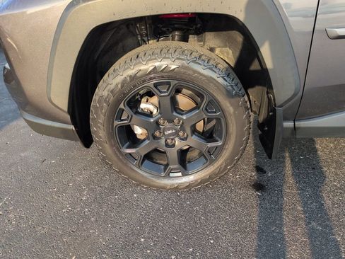 Certified 2023 Toyota RAV4 TRD Off-Road w/ TRD Off-Road Weather Package AWD/4WD image 27