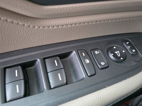 Used 2018 Honda Odyssey EX-L image 27