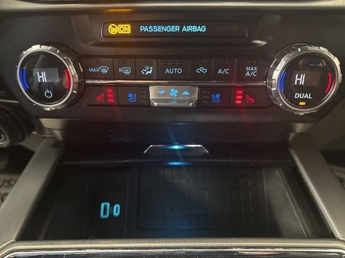 Certified 2022 Ford F250 Platinum image 16