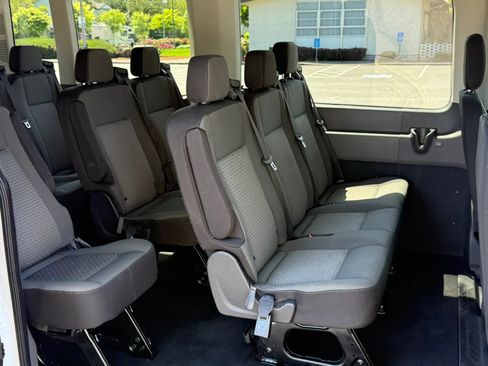 Used 2024 Ford Transit 350 XLT RWD image 10
