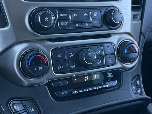 Used 2020 GMC Yukon Denali image 19