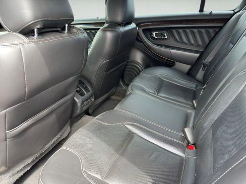 Used 2017 Ford Taurus Limited image 9