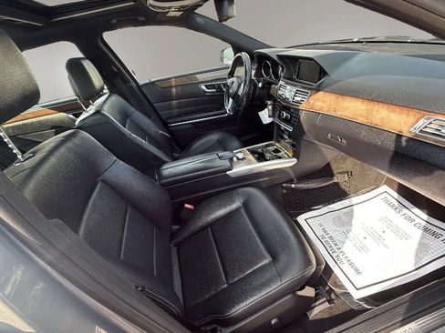 Used 2014 Mercedes-Benz E 350 4MATIC Sedan image 12