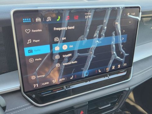 New 2026 Volkswagen Tiguan SE AWD/4WD image 8