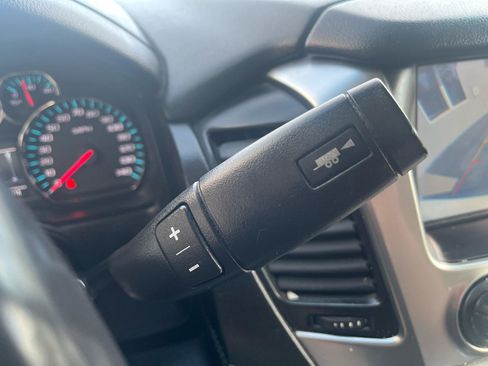 Used 2015 Chevrolet Tahoe LT image 21