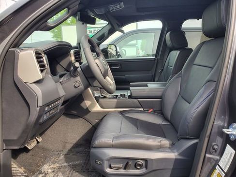 New 2026 Toyota Tundra Platinum AWD/4WD image 19