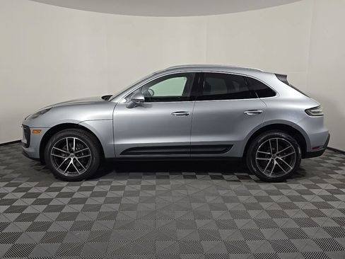 Certified 2026 Porsche Macan AWD/4WD image 2