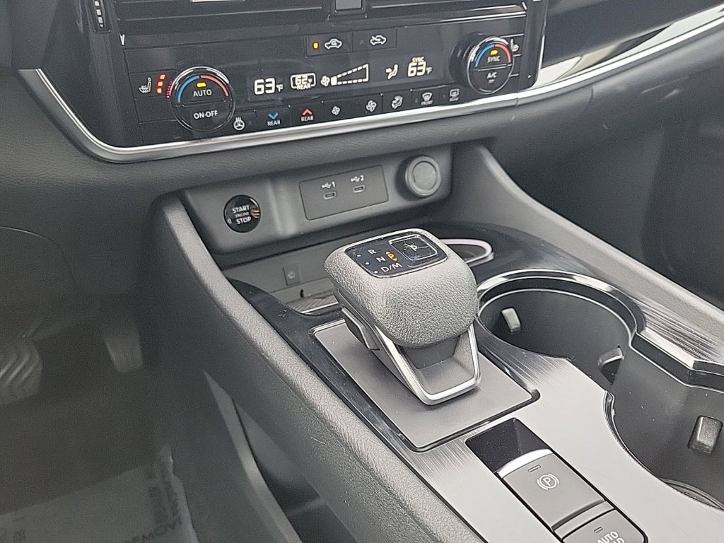 Certified 2024 Nissan Rogue SL w/ SL Premium Package AWD/4WD image 28
