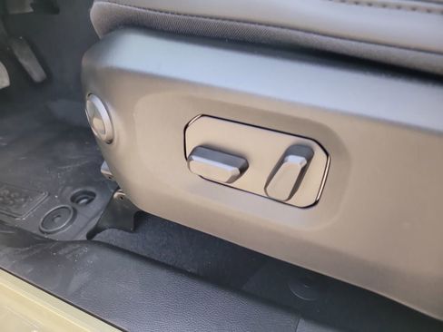 New 2026 Jeep Gladiator Rubicon w/ Steel Power Dome Hood Package AWD/4WD image 20