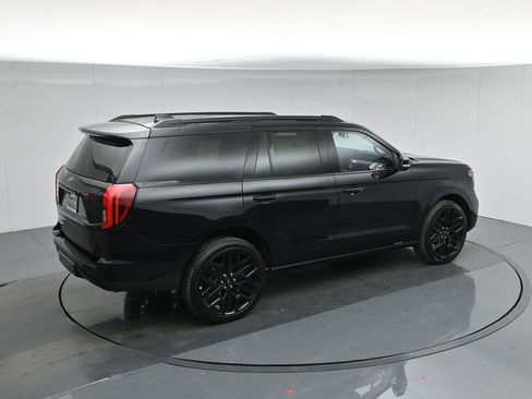 New 2026 Ford Expedition Platinum image 44