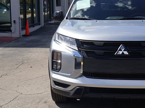 Used 2023 Mitsubishi Outlander Sport ES image 10