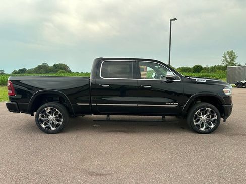 Used 2022 RAM 1500 Limited w/ Body-Colour Bumper Group AWD/4WD image 33