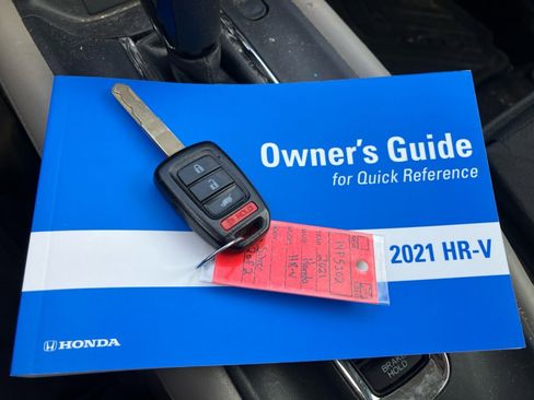 Used 2021 Honda HR-V LX image 38