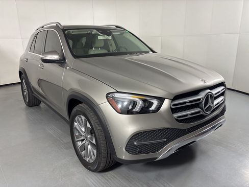 Used 2020 Mercedes-Benz GLE 450 4MATIC image 2