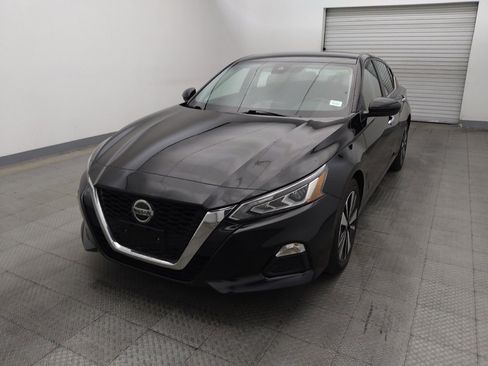 Used 2022 Nissan Altima 2.5 SV FWD image 15