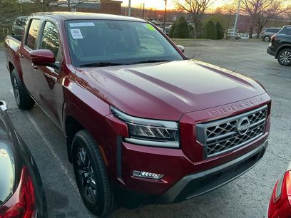 Used 2024 Nissan Frontier SL w/ Technology Package