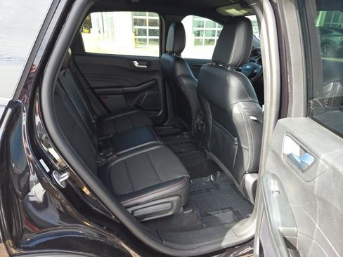 Used 2025 Ford Escape ST-Line w/ Tech Pack #1 image 17