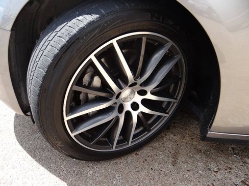 Used 2014 Maserati Ghibli RWD image 24