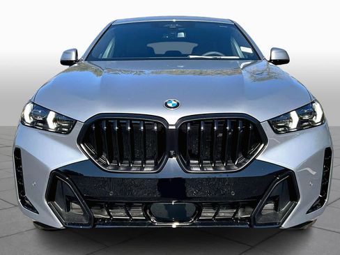 New 2026 BMW X6 xDrive40i image 3