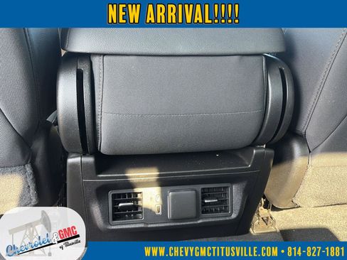 Used 2023 Chevrolet Silverado 1500 LT w/ Protection Package AWD/4WD image 38