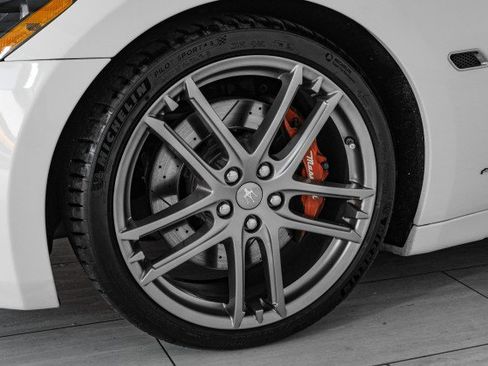 Used 2014 Maserati GranTurismo Sport image 46