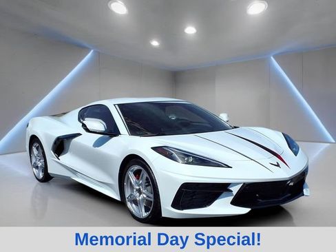 Used 2022 Chevrolet Corvette Stingray Premium Cpe w/ Engine Appearance Package RWD image 1