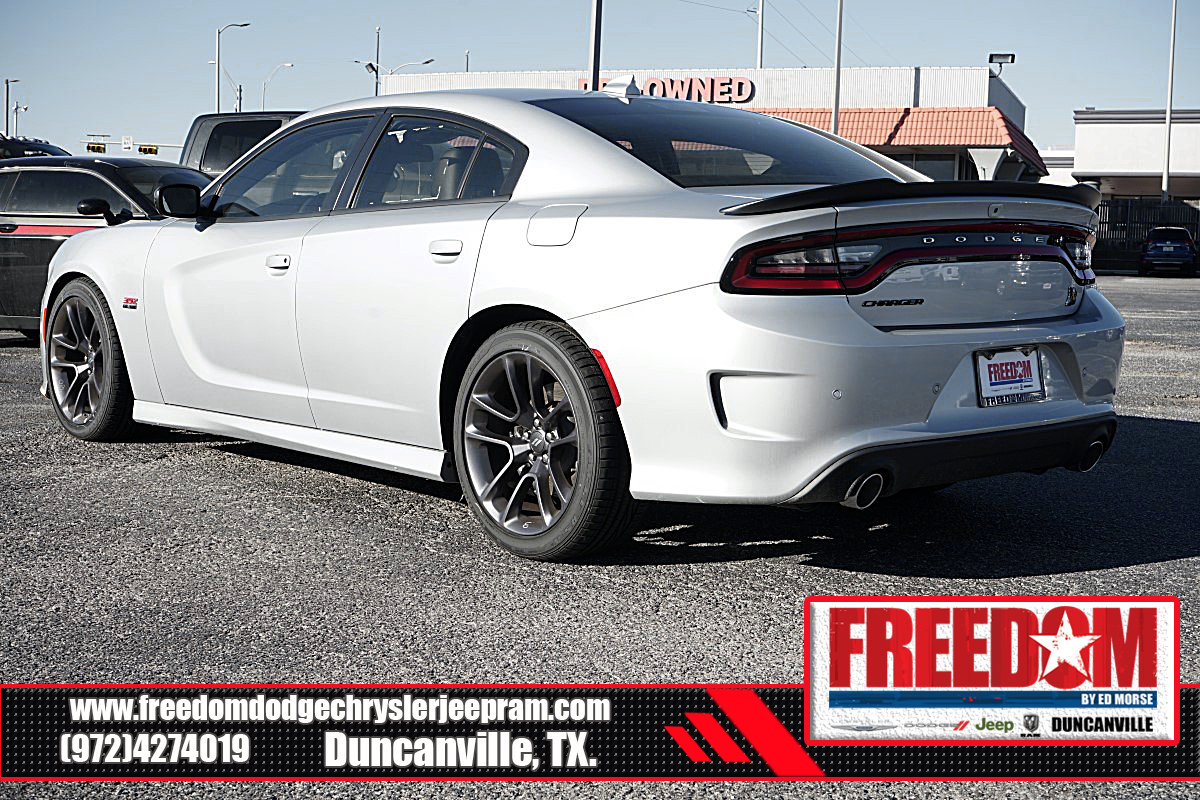 New 2023 Dodge Charger Scat Pack w/ Plus Group RWD image 3