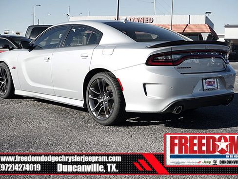 New 2023 Dodge Charger Scat Pack w/ Plus Group image 3