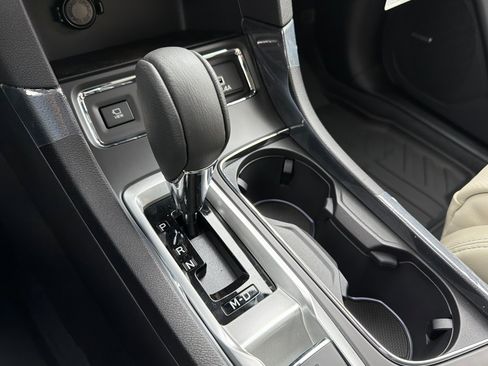 New 2026 Subaru Ascent Limited image 22