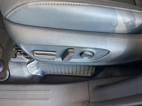 New 2026 Toyota Sienna Limited image 8