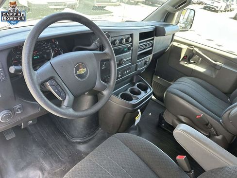 Used 2024 Chevrolet Express 2500 w/ Driver Convenience Package RWD image 10