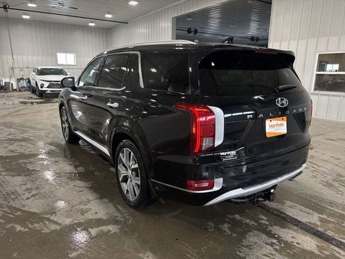 Used 2021 Hyundai Palisade Limited image 2