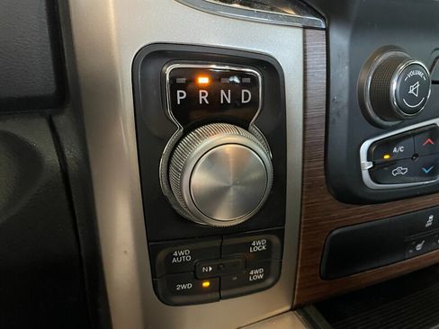 Used 2015 RAM 1500 Laramie w/ Convenience Group AWD/4WD image 16