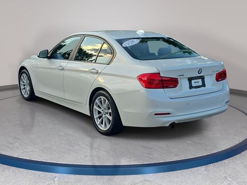 Used 2017 BMW 320i xDrive Sedan AWD/4WD image 7