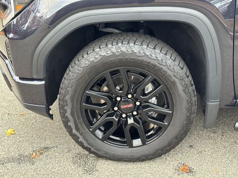 Used 2024 GMC Sierra 1500 Elevation w/ X31 Off-Road Package image 10