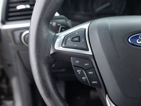 Used 2015 Ford Edge Titanium AWD/4WD image 38
