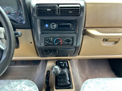 Used 2001 Jeep Wrangler Sport AWD/4WD image 37