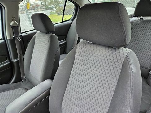 Used 2007 Chevrolet Malibu LT image 13