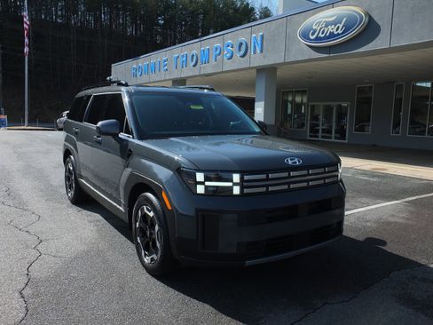 Used 2025 Hyundai Santa Fe SEL image 1