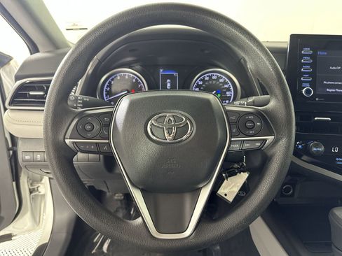 Used 2023 Toyota Camry LE FWD image 14