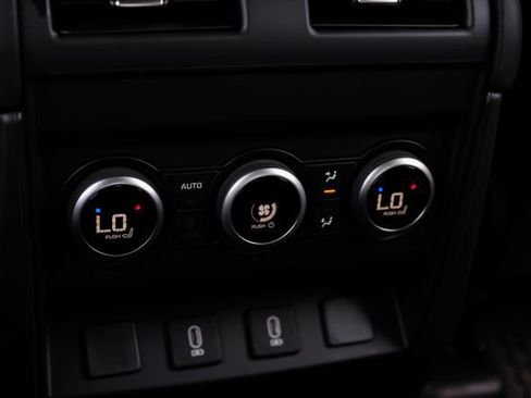 New 2026 Land Rover Defender 130 X-Dynamic SE AWD/4WD image 52