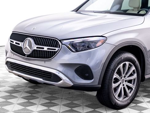 Used 2023 Mercedes-Benz GLC 300 4MATIC image 37
