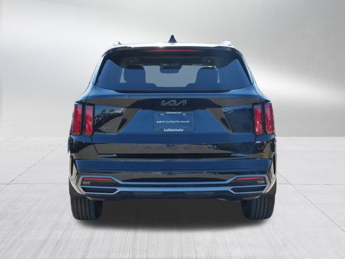 Certified 2022 Kia Sorento SX image 6