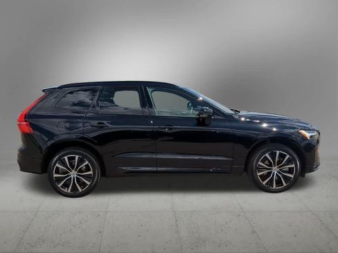 Used 2024 Volvo XC60 B5 Ultimate w/ Protection Package Premier AWD/4WD image 7